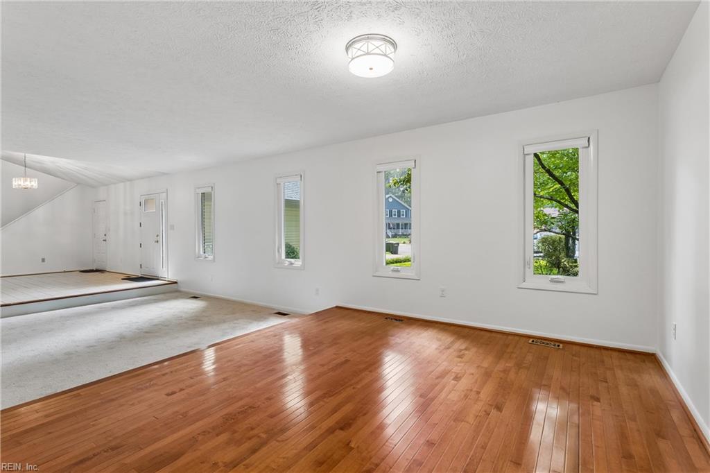 107 Sun Rise Way Property Photo 8