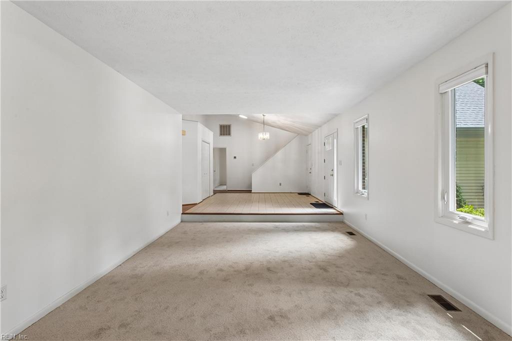 107 Sun Rise Way Property Photo 9