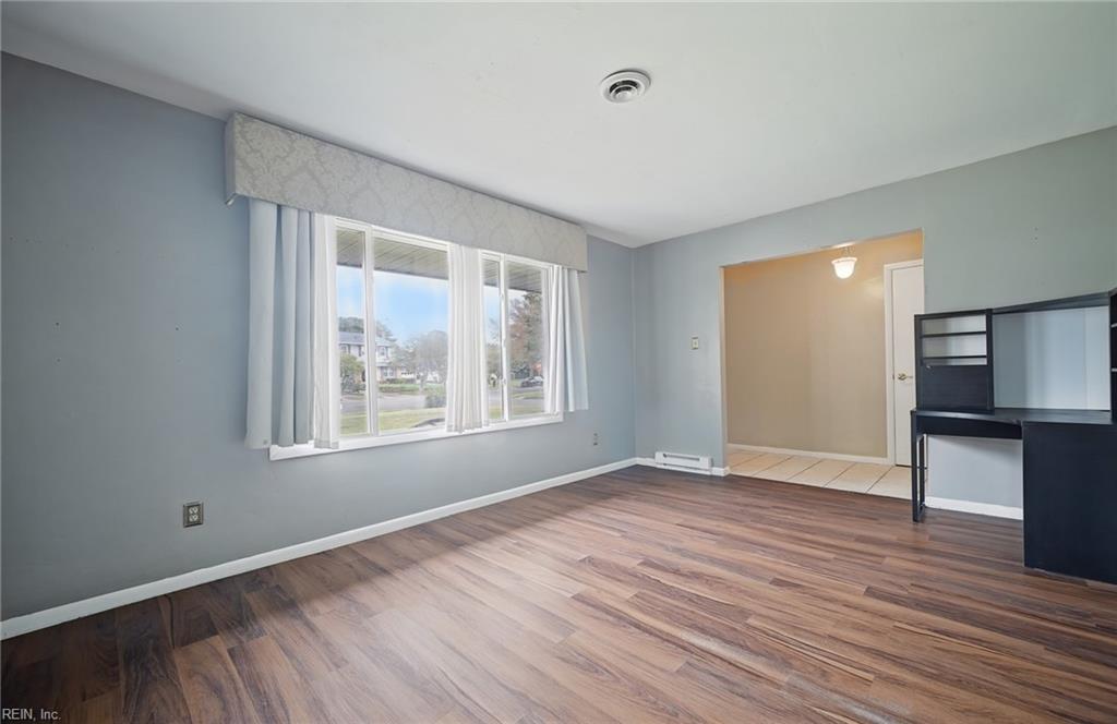 245 Palace Green Blvd Property Photo 7
