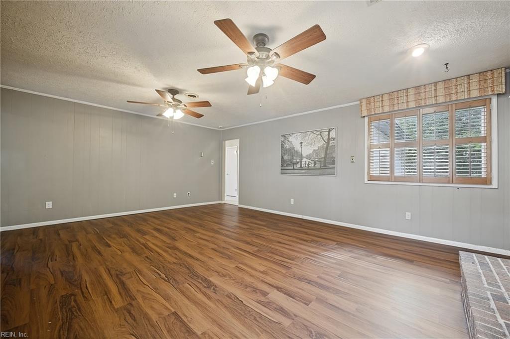 245 Palace Green Blvd Property Photo 16