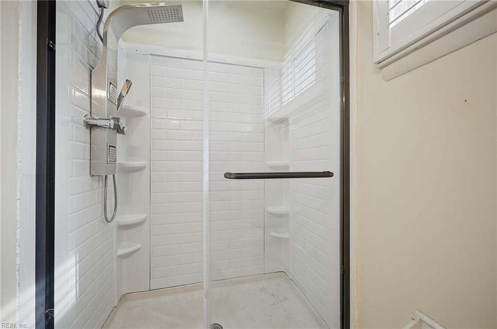 245 Palace Green Blvd Property Photo 28