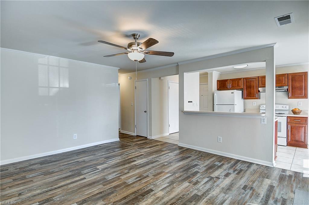 1813 Chantilly Ct Property Photo 9