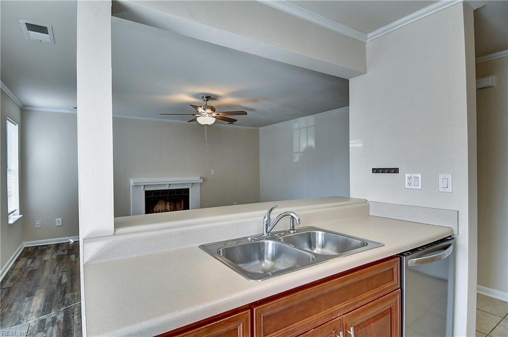 1813 Chantilly Ct Property Photo 14