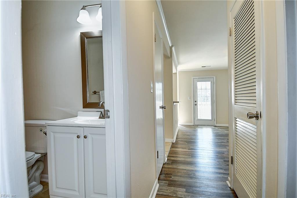 1813 Chantilly Ct Property Photo 19
