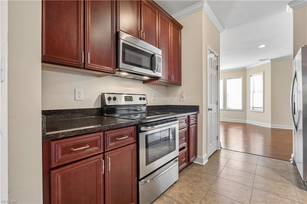 2963 Woodland Ave Property Photo 17