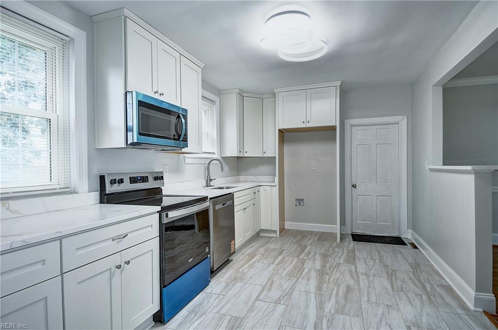 412 West Rd Property Photo 16