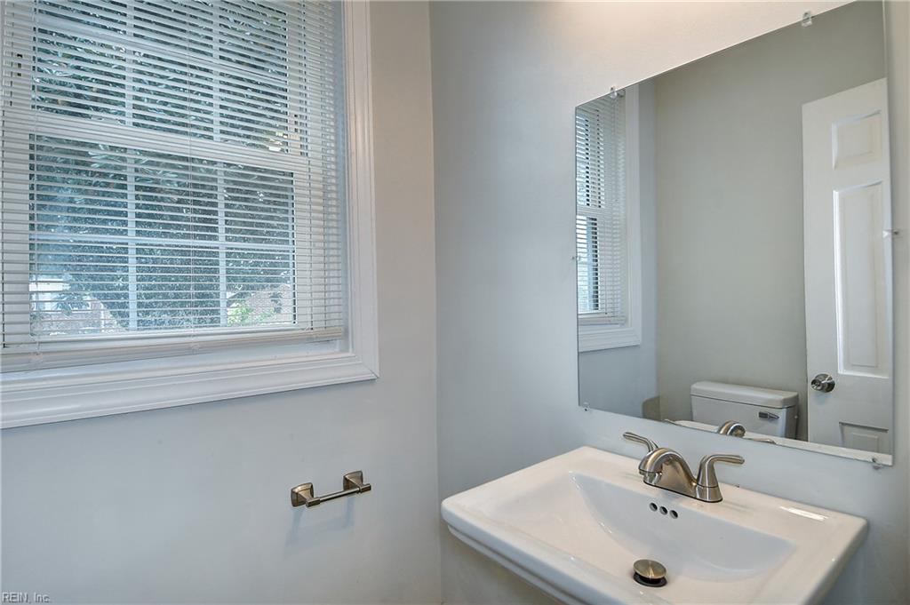 412 West Rd Property Photo 21