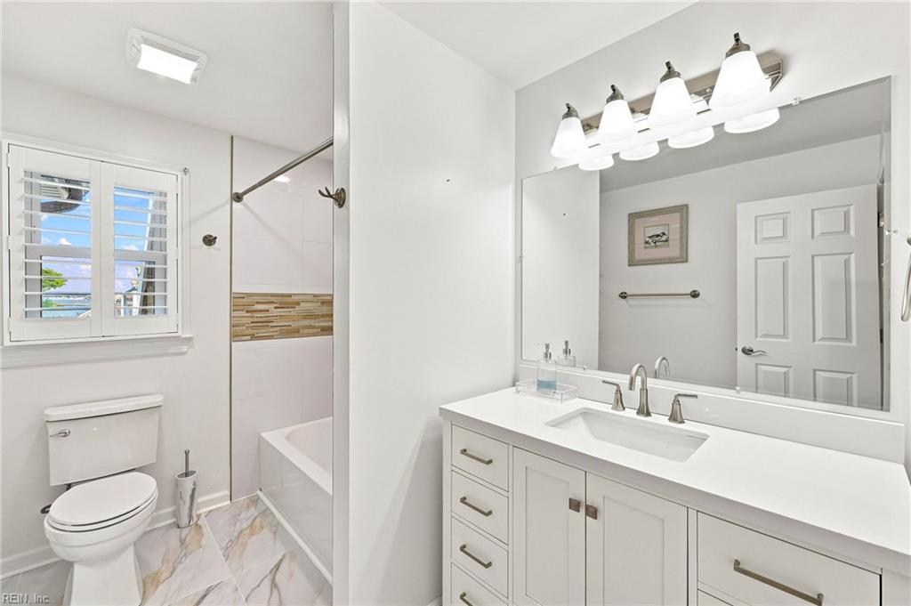 236 Robanna Dr Property Photo 22