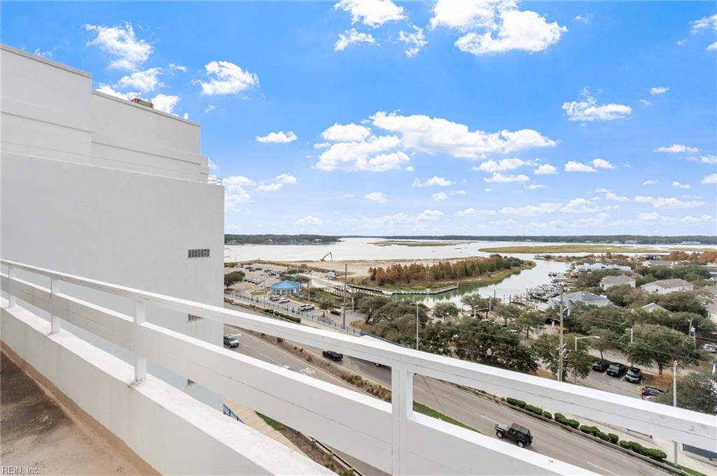 3556 Shore Dr Property Photo 42