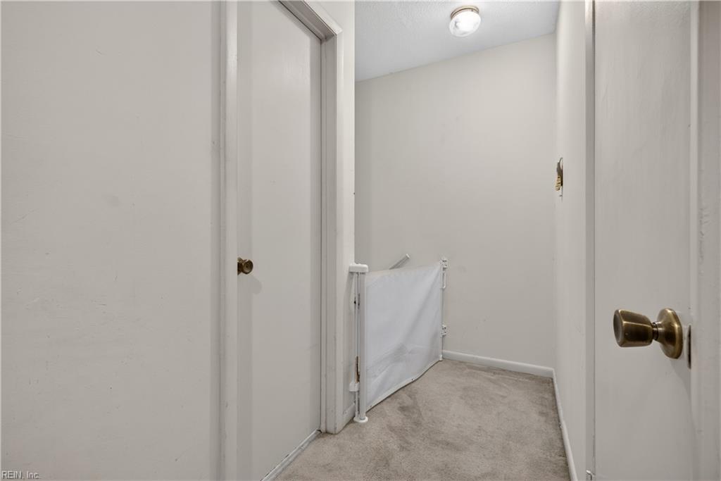5027 Clairmont Court Property Photo 15