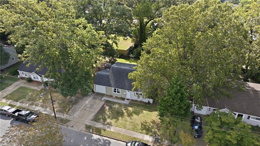 5569 Deepdale Dr Property Photo 34