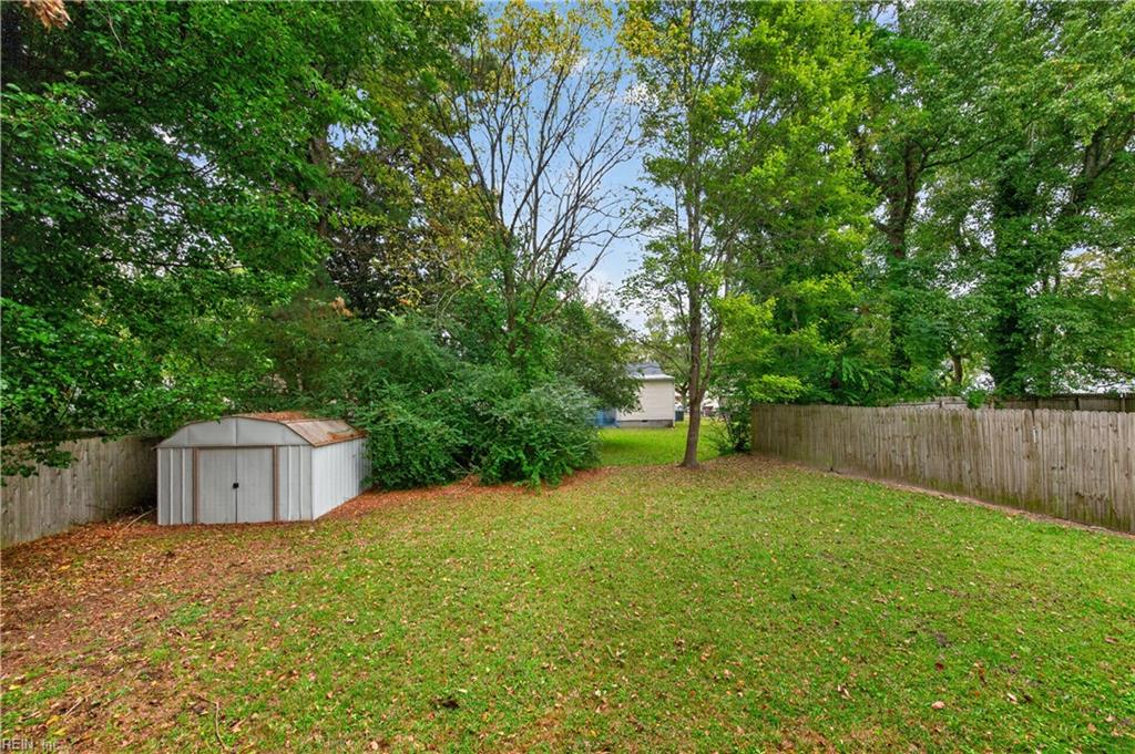 2716 Thomas St Property Photo 14