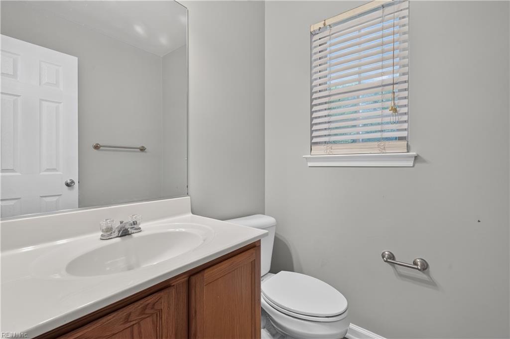 2716 Thomas St Property Photo 27
