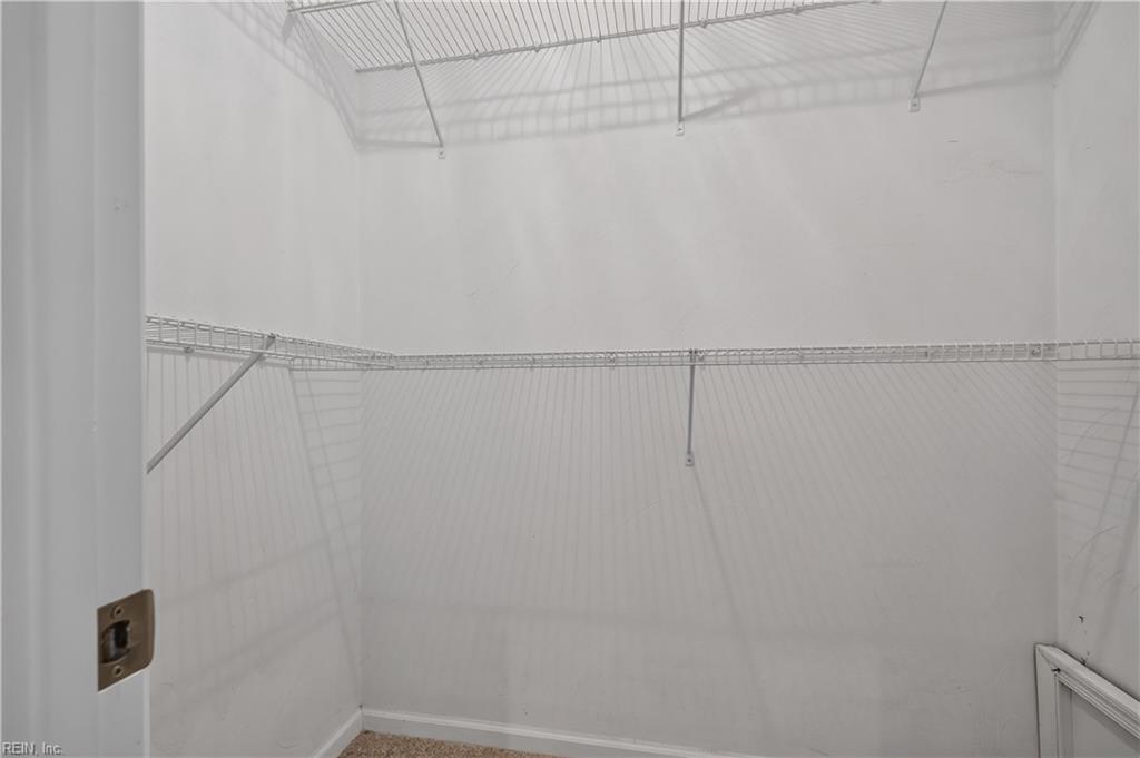 2716 Thomas St Property Photo 35