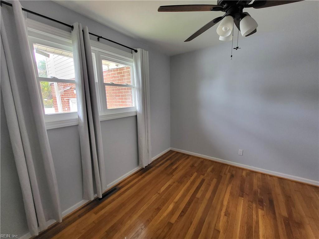 1030 Basie Cres Property Photo 3