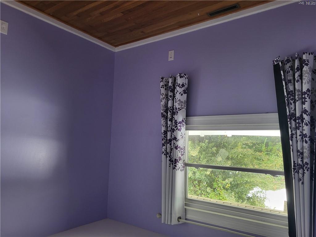 1030 Basie Cres Property Photo 5