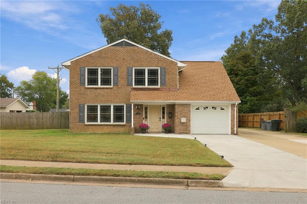 1060 Windjammer Dr Property Photo 1