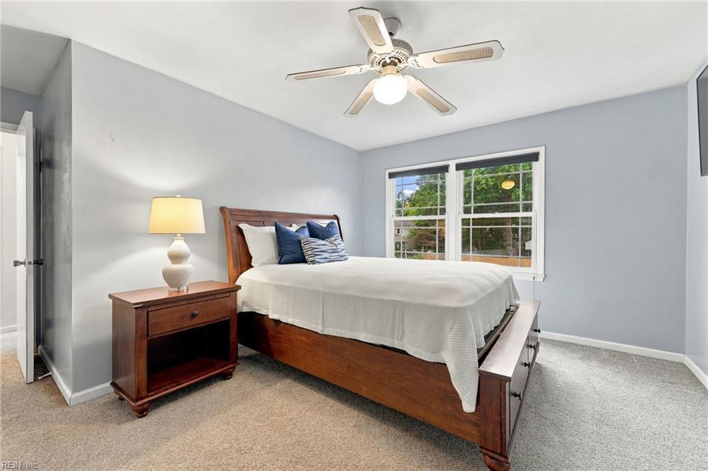 1060 Windjammer Dr Property Photo 34