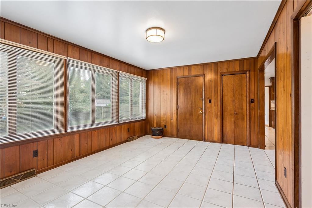 70 James Landing Rd Property Photo 23