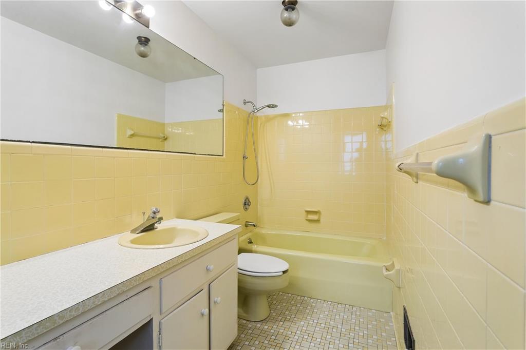70 James Landing Rd Property Photo 32