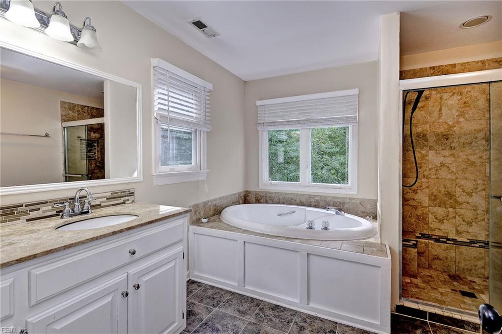 3329 Dartmoor Ct Property Photo 21