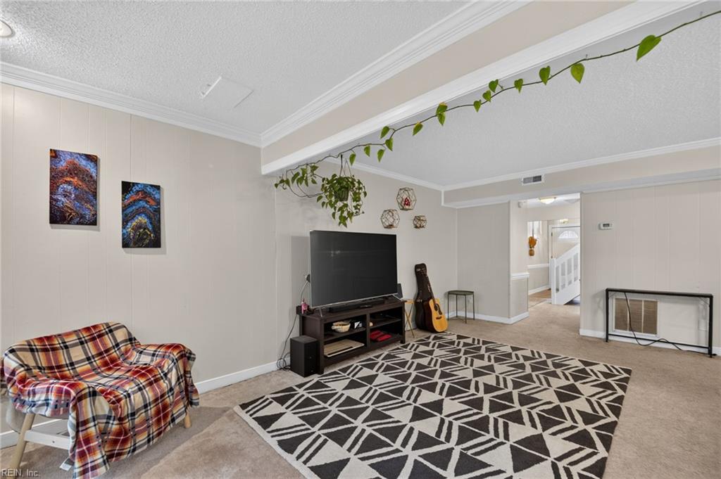 4251 Maplehurst Rd Property Photo 11