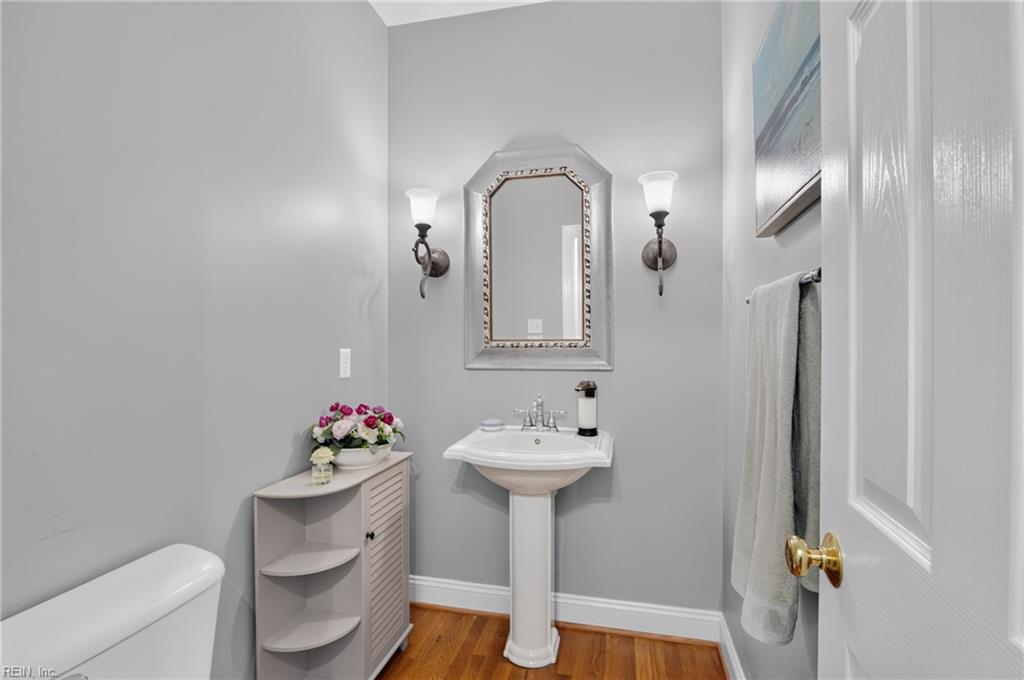11331 Winding River Rd Property Photo 7