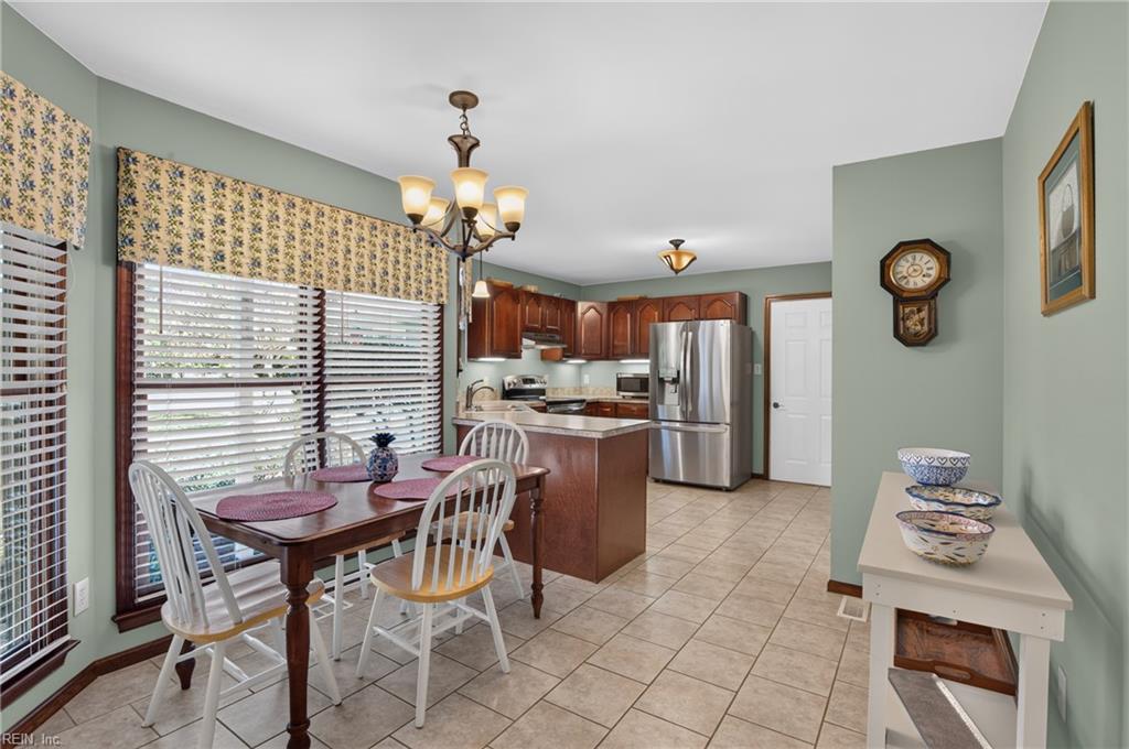 1636 Angus Rd Property Photo 8