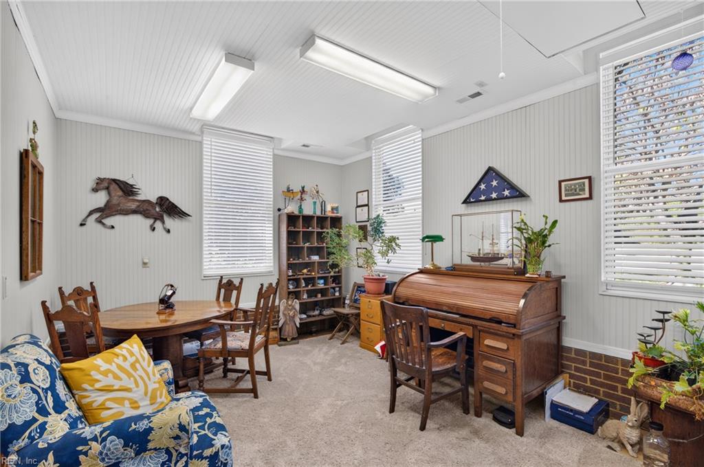 1636 Angus Rd Property Photo 33