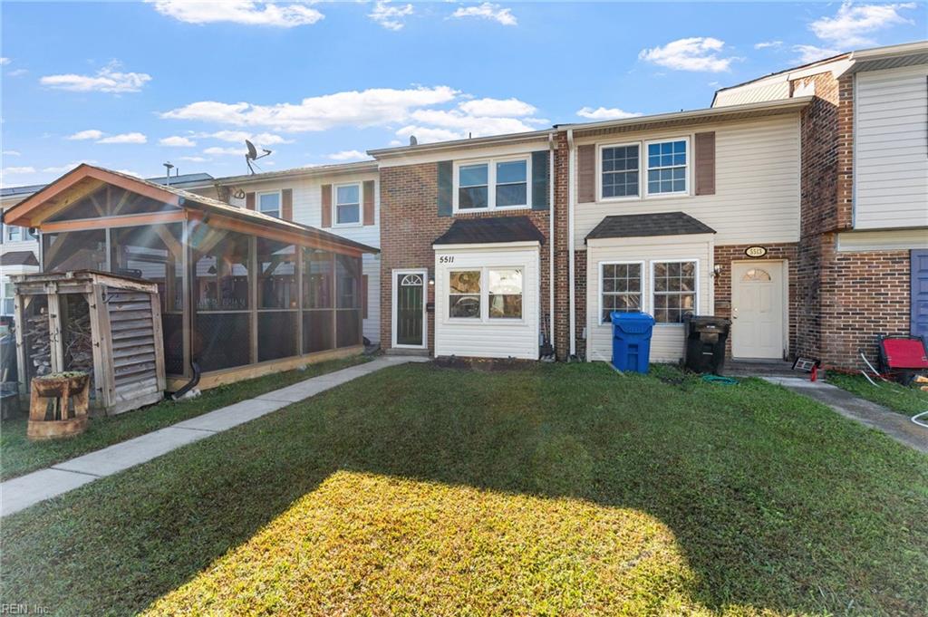 5511 New Colony Dr Property Photo 3