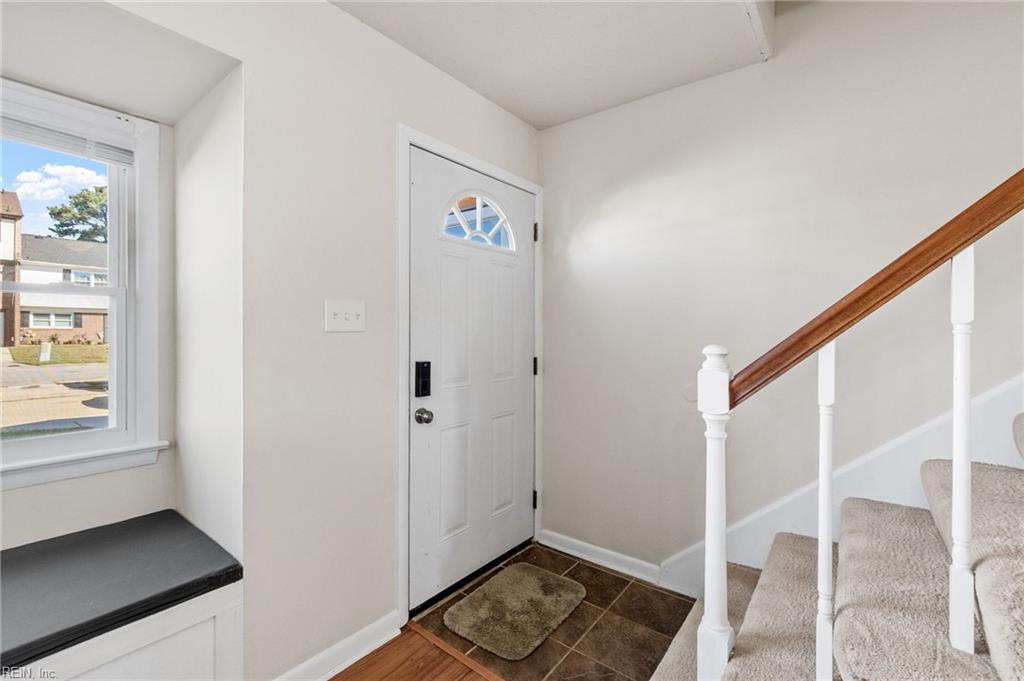 5511 New Colony Dr Property Photo 6