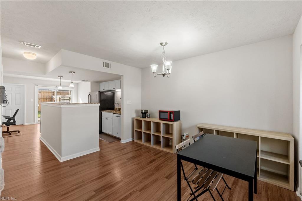 5511 New Colony Dr Property Photo 10