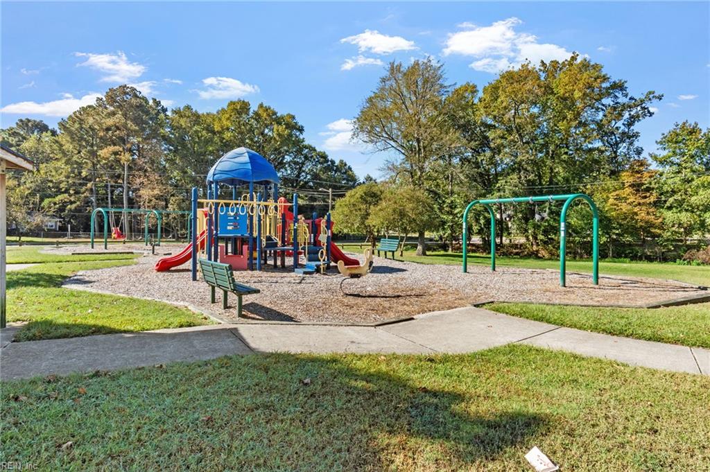 5511 New Colony Dr Property Photo 32