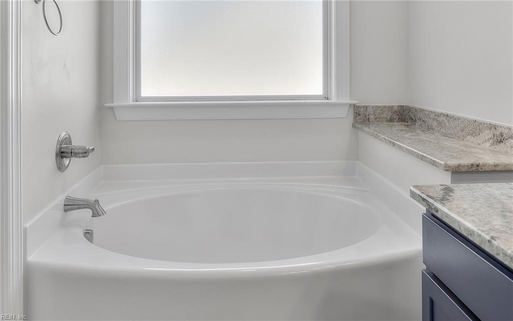 2216 Hampton Roads Pw Property Photo 33