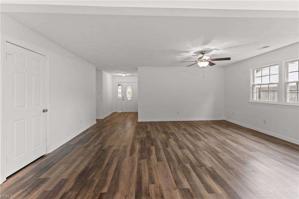 2921 Dante Pl Property Photo 8