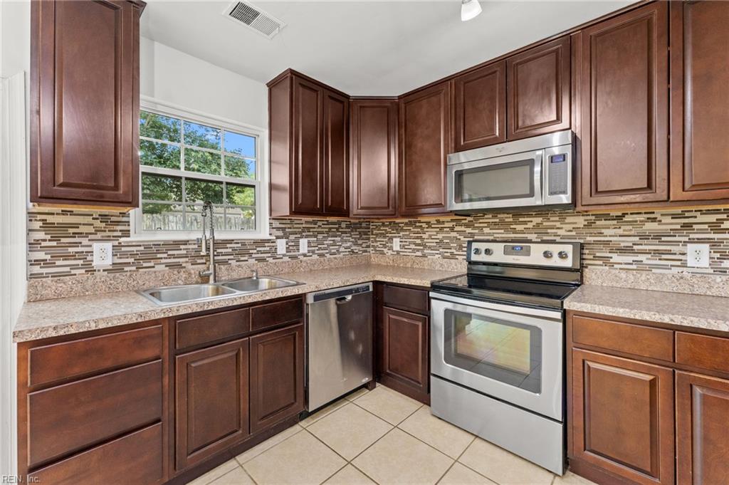 2921 Dante Pl Property Photo 17