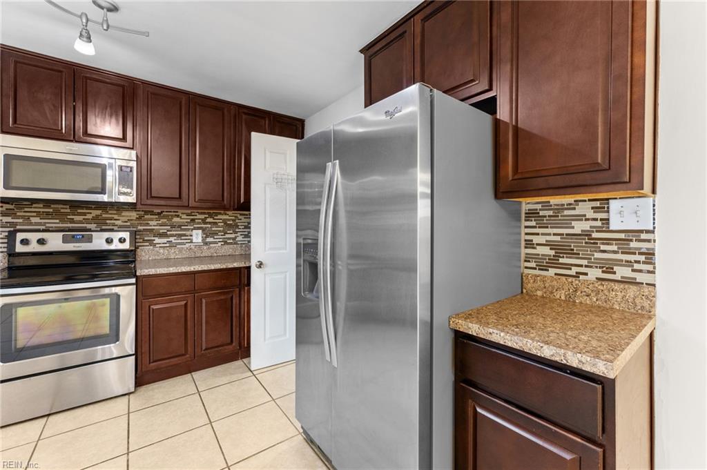 2921 Dante Pl Property Photo 18