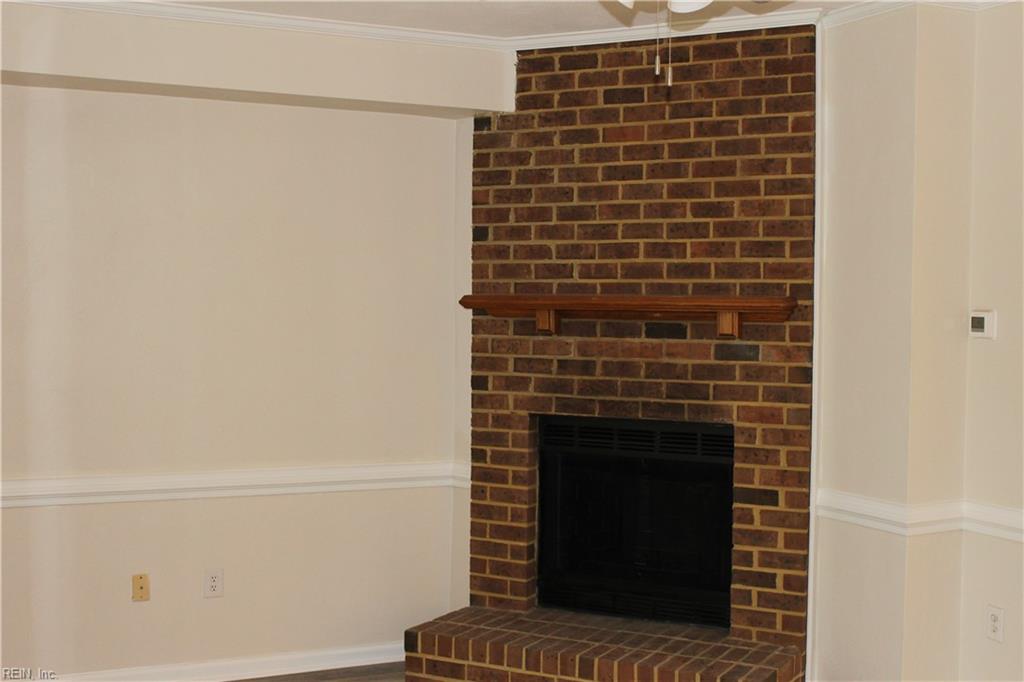 4435 Rivermill Ct Property Photo 6