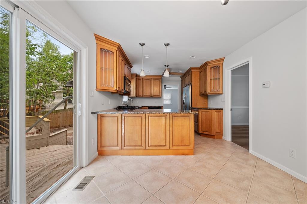1309 Yawl Pt Property Photo 12