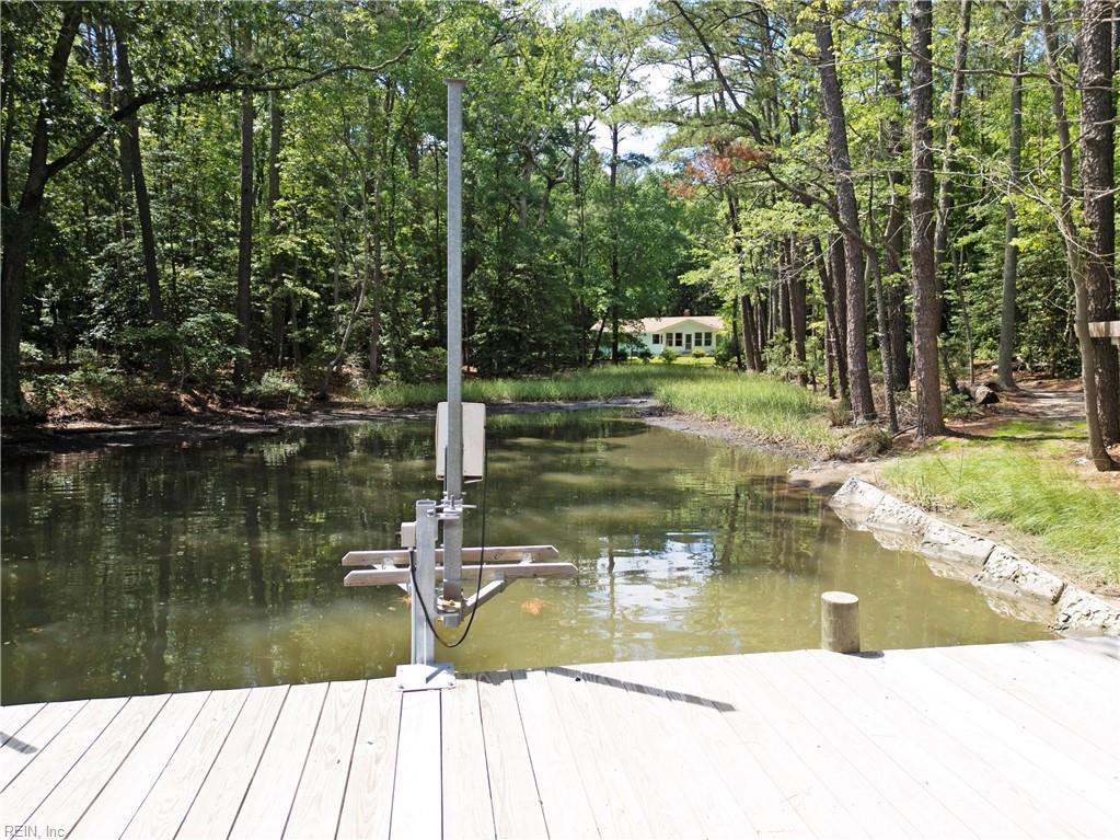 764 Lovers Ln Property Photo 2