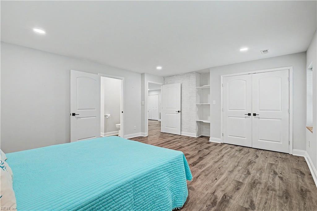 764 Lovers Ln Property Photo 14