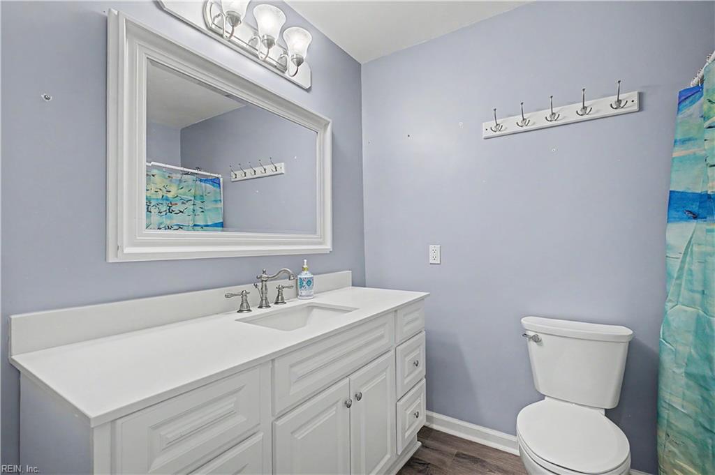764 Lovers Ln Property Photo 27