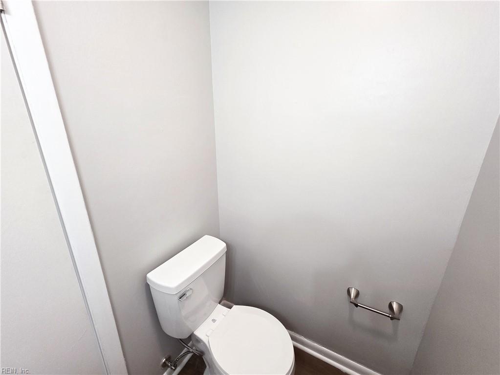 1006 Barnacle Ct Property Photo 8