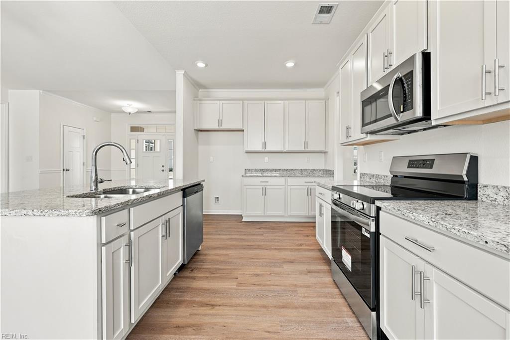 2207 Hampton Roads Pw Property Photo 12