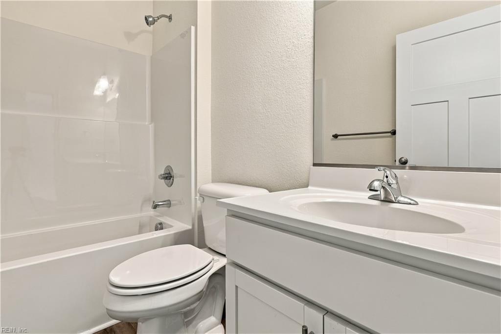 2207 Hampton Roads Pw Property Photo 31