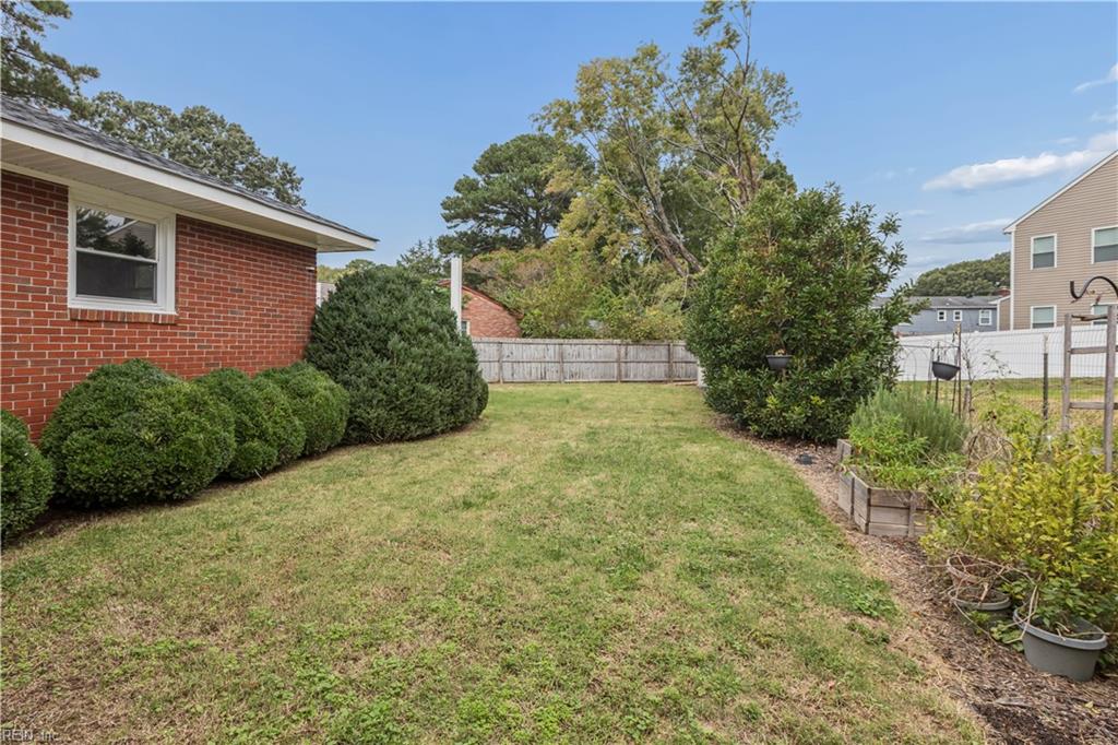 15 Heather Lane Property Photo 33