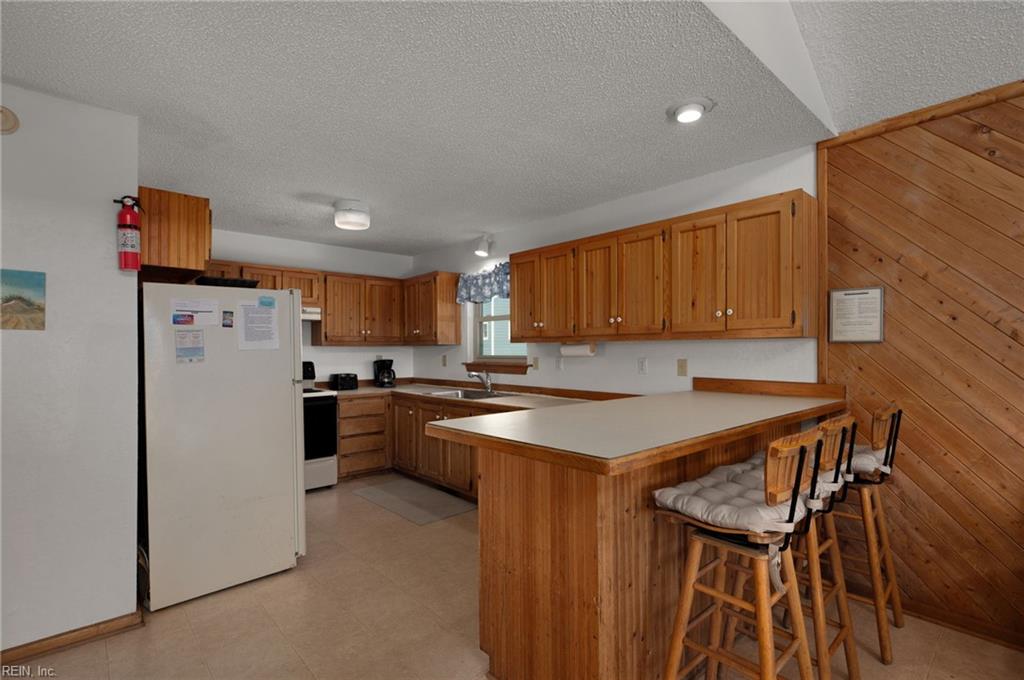 606 Sea Oats Ct Property Photo 11