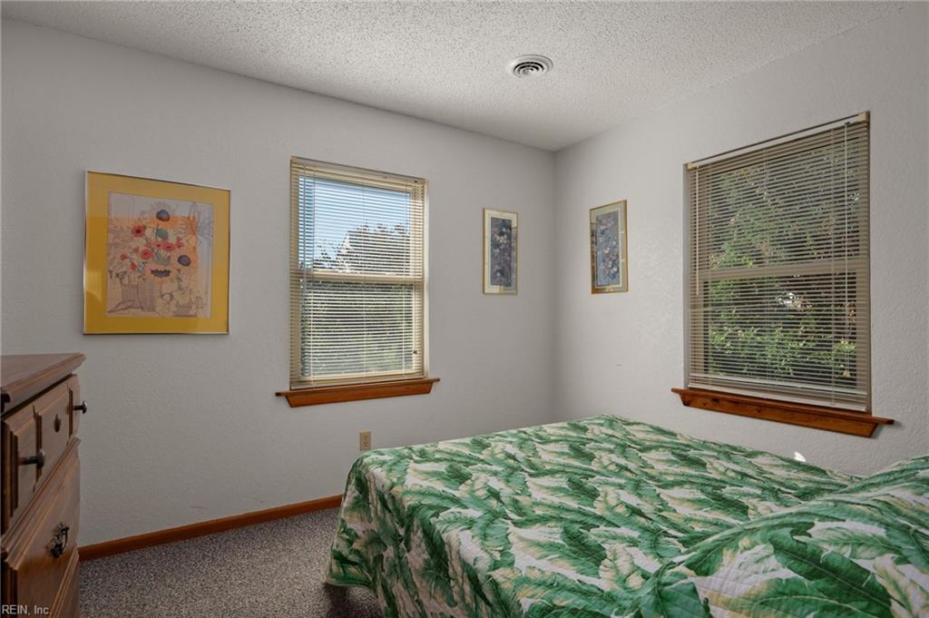 606 Sea Oats Ct Property Photo 22