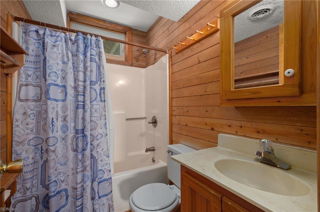 606 Sea Oats Ct Property Photo 24