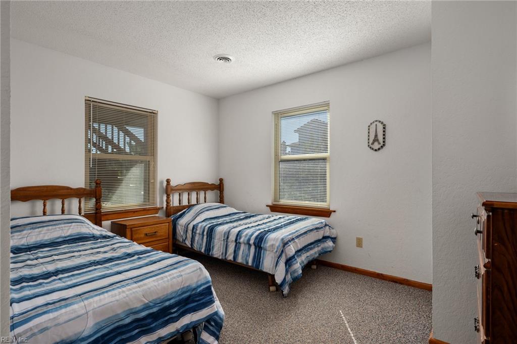 606 Sea Oats Ct Property Photo 25